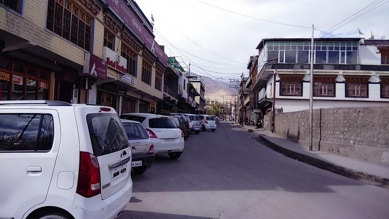 TSASKAN hotel Leh Buitenkant foto